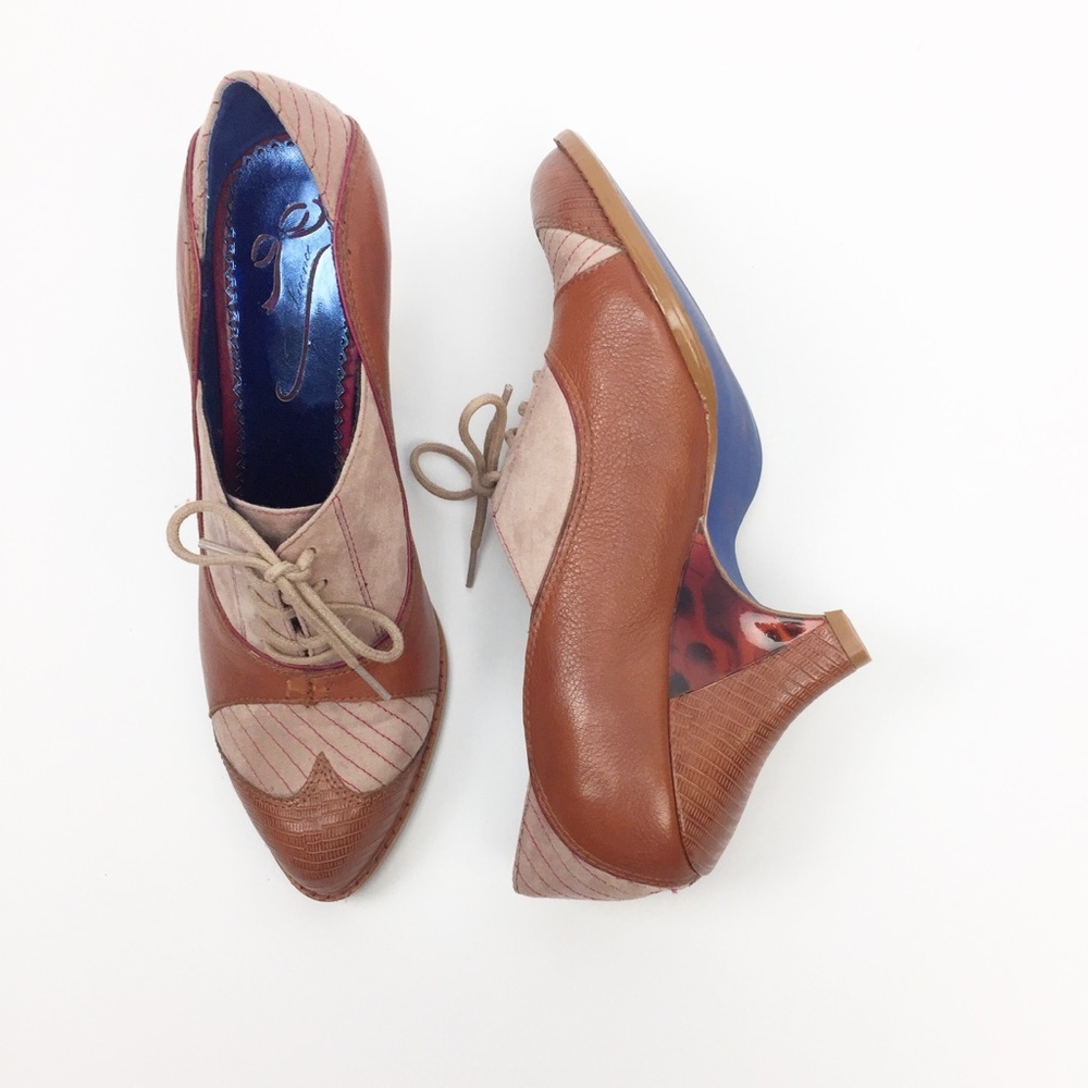 Poetic Licence 'Force Of Beauty' Women's Oxford